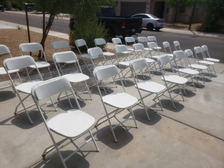 White folding chair